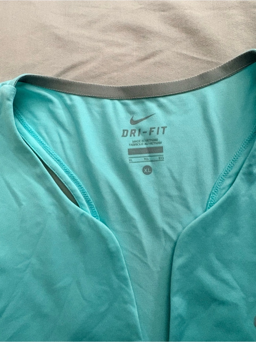 Nike Dri-Fit Tank Top - Picture 3 of 5